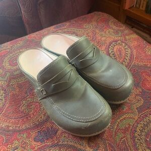 Like new Dansko clogs/mules/slides Olive 38